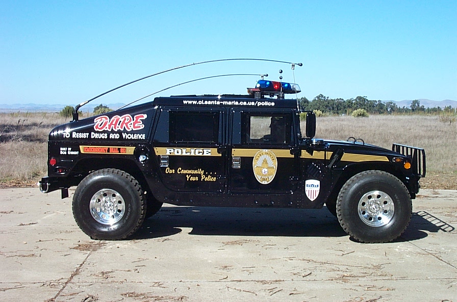 hummer H1.jpg